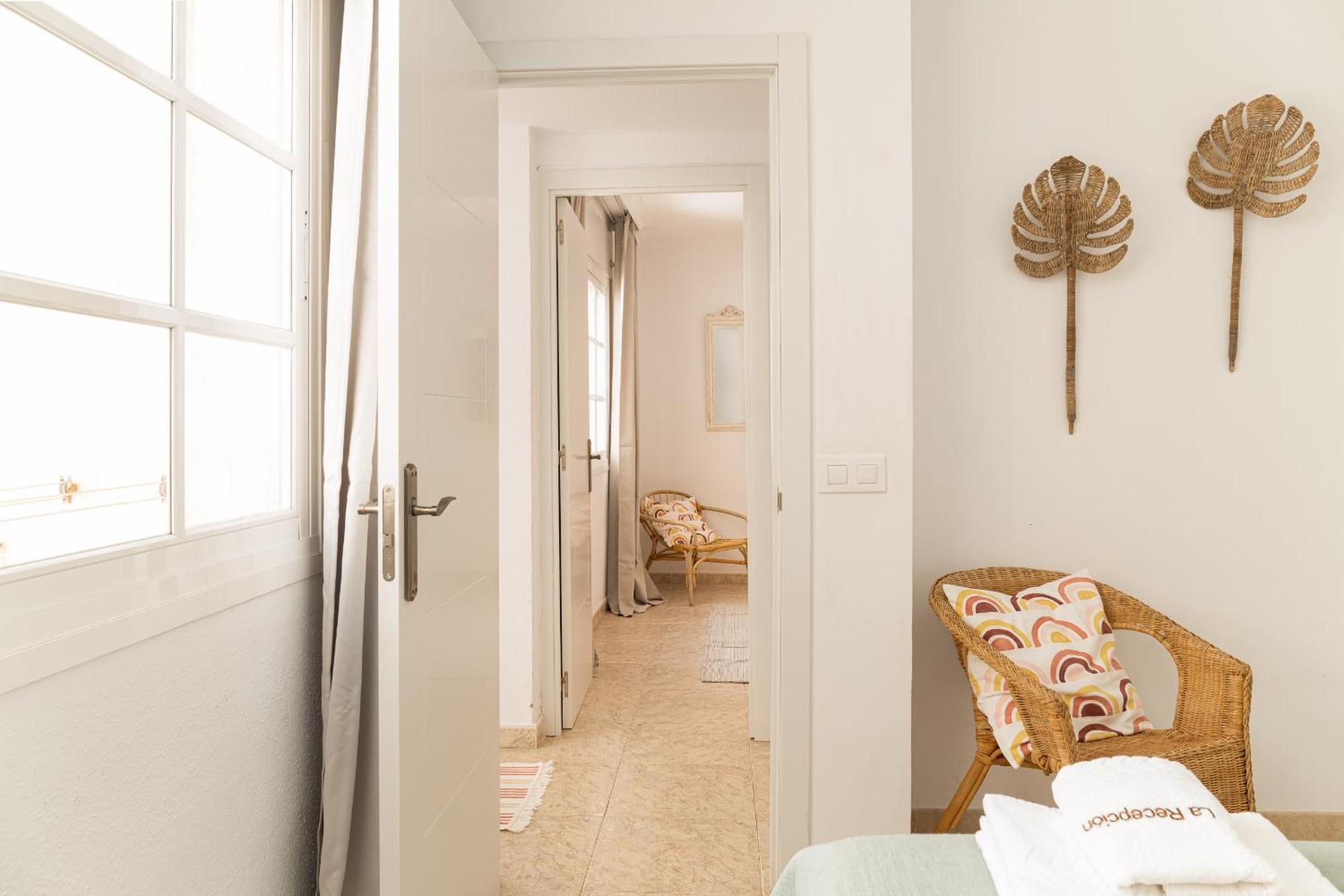 C103 - Sunny Terrace, Old Town Views Apartment Malaga Exterior photo