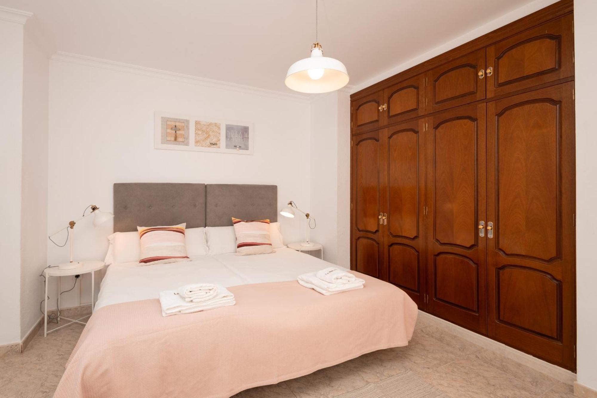 C103 - Sunny Terrace, Old Town Views Apartment Malaga Exterior photo